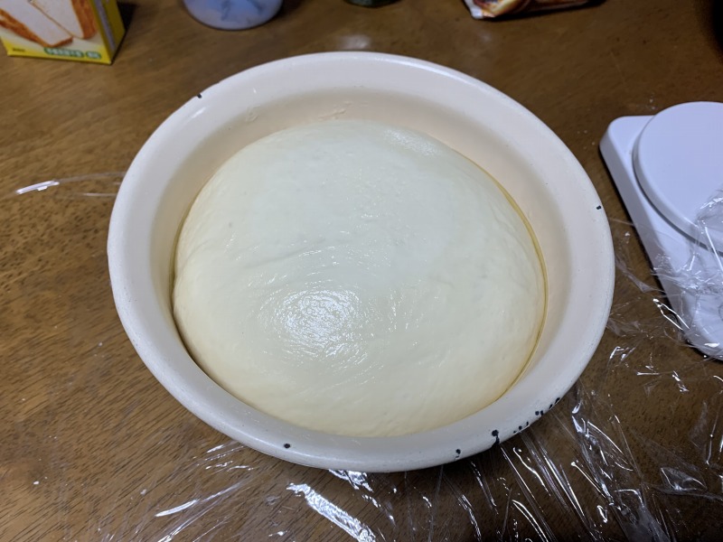 ピザ生地　発酵